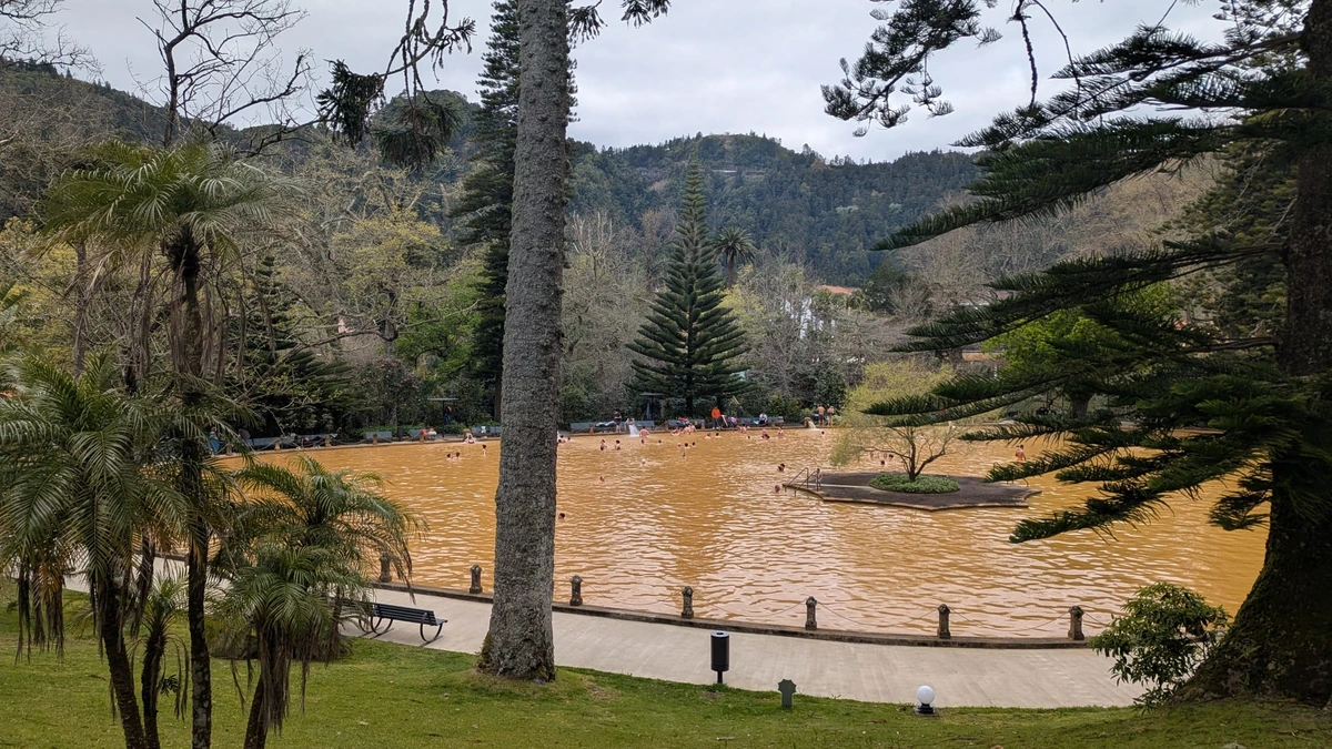 Ponta Delgada Cruise Port: Azores Car Hire, Hot Springs & DIY Tea Plantation Hacks