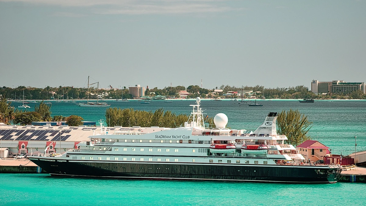 Barbados Cruise Port: Bridgetown Terminals, Beach Taxis & P&O Logistics