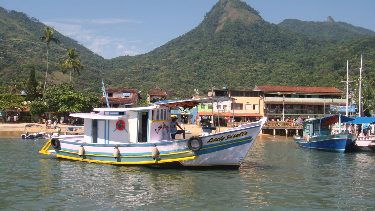Abraão Ilha Grande Cruise Port