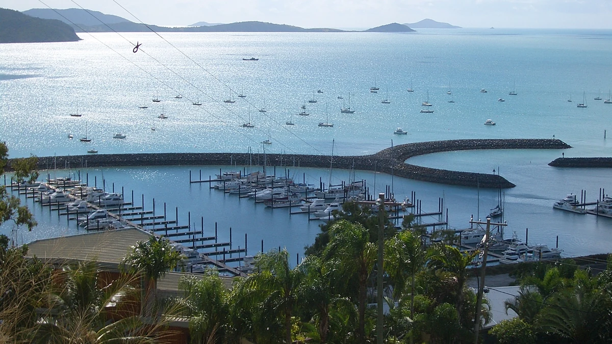 Airlie Beach harbour and marina overlooking the Whitsunday Islands