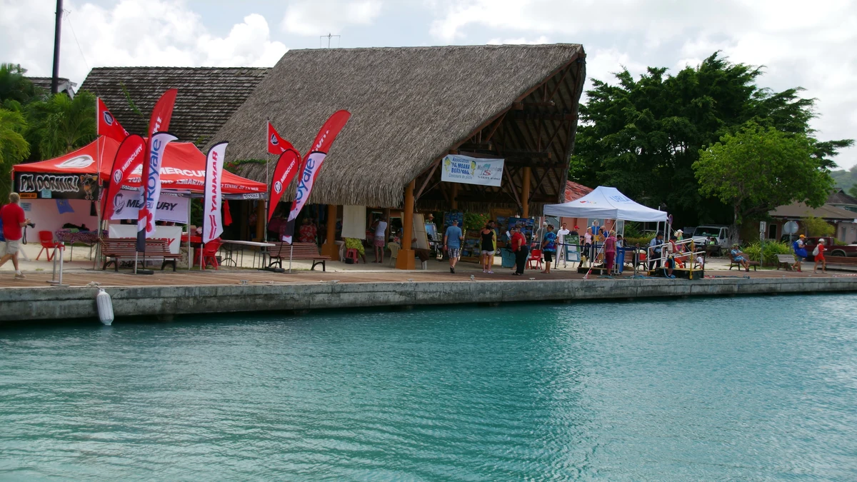 Vaitape harbour quay for a Bora Bora cruise port guide