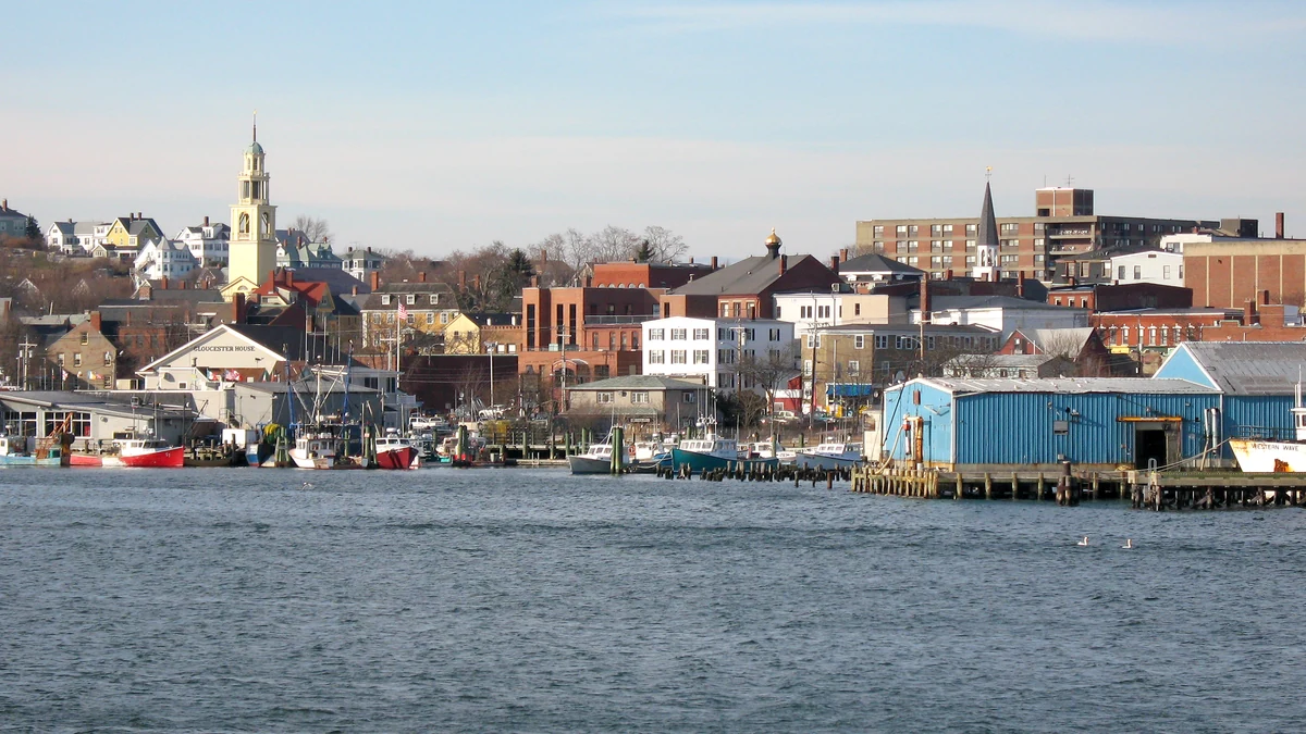 Working Gloucester harbour for a Gloucester cruise port guide