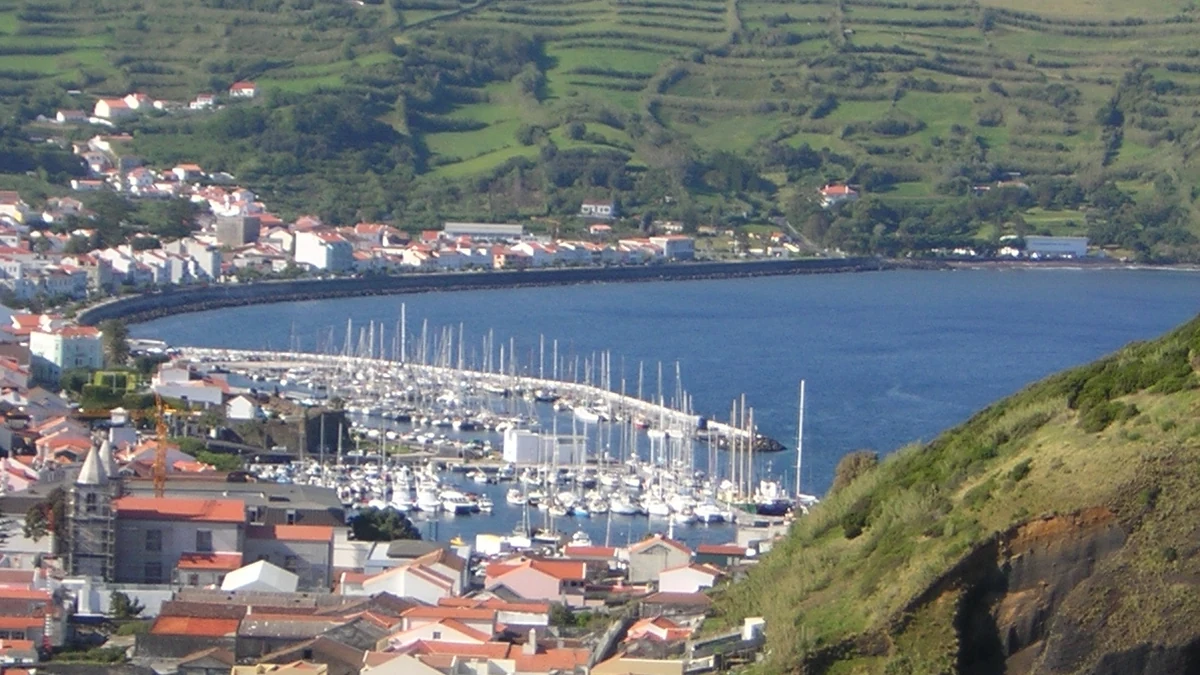 Horta Cruise Port