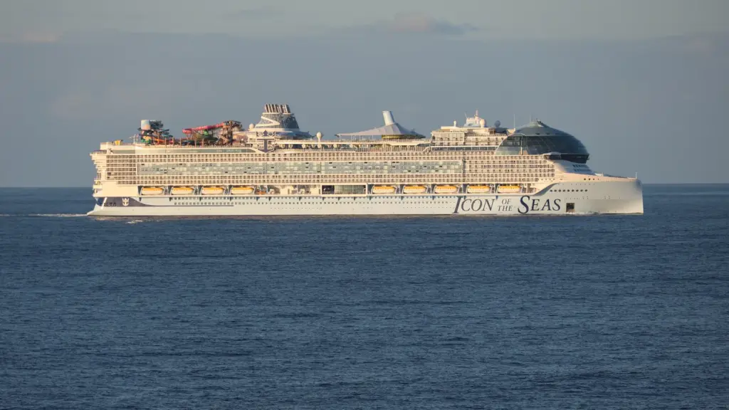 Icon of the Seas sailing north of Puerto Rico