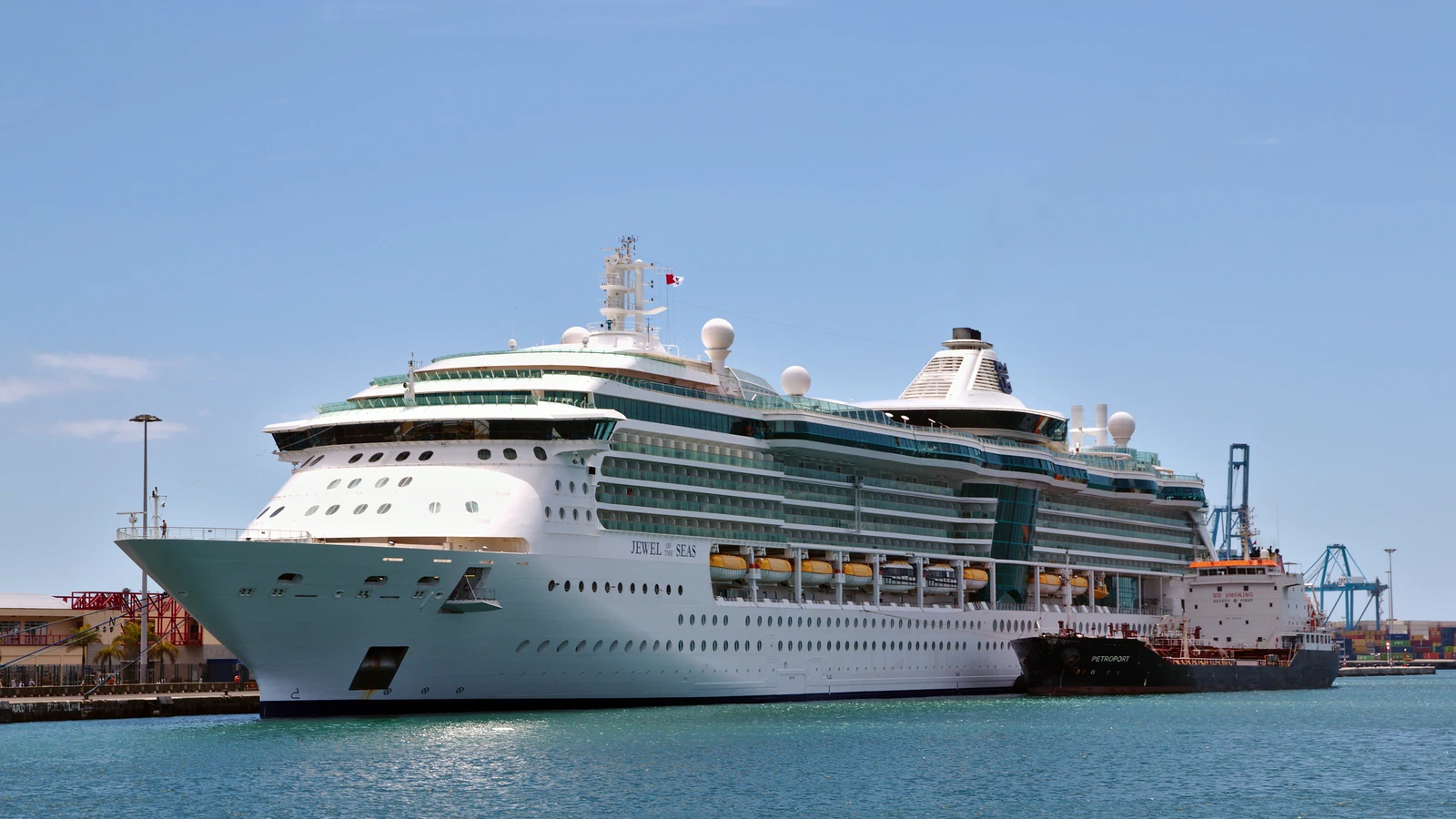 Jewel of the Seas in Las Palmas de Gran Canaria