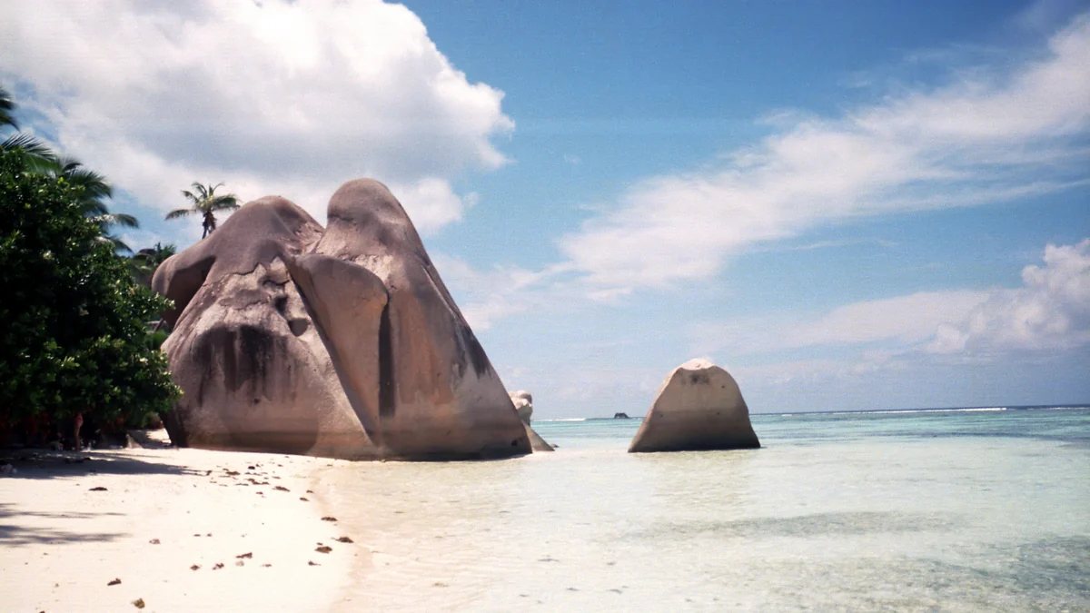 La Digue Cruise Port