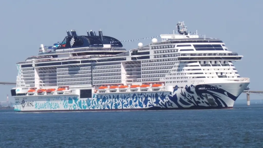 MSC Euribia leaving Saint-Nazaire
