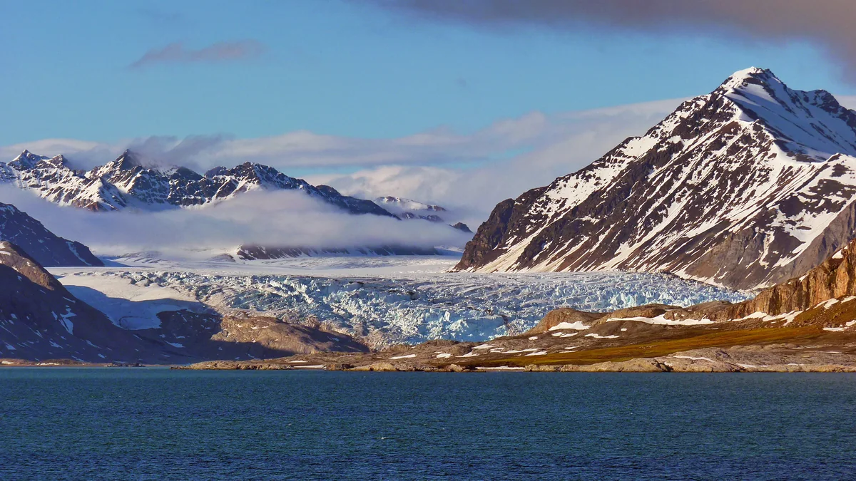 Ny Alesund cruise port research settlement in Svalbard