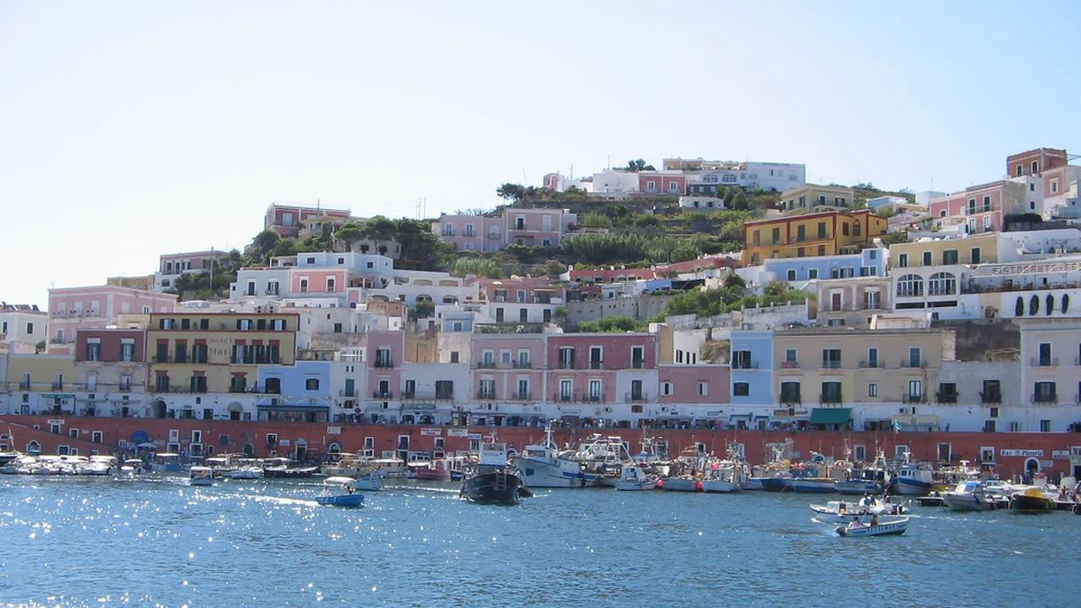 Ponza Cruise Port