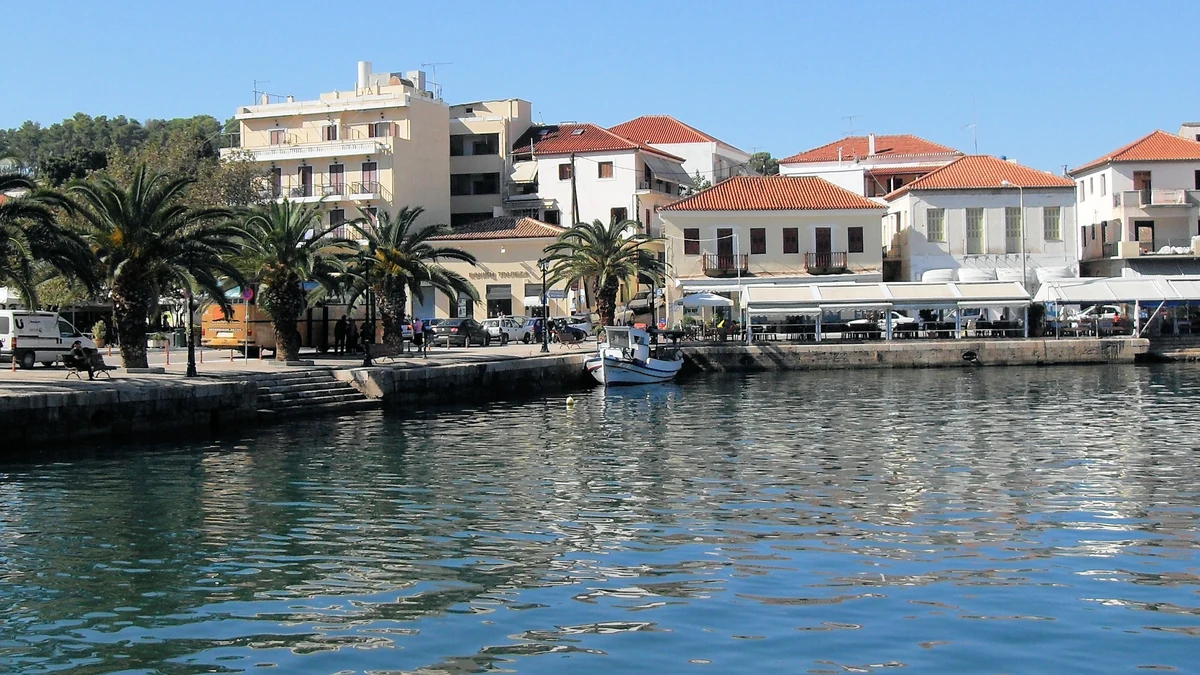 Pylos Cruise Port