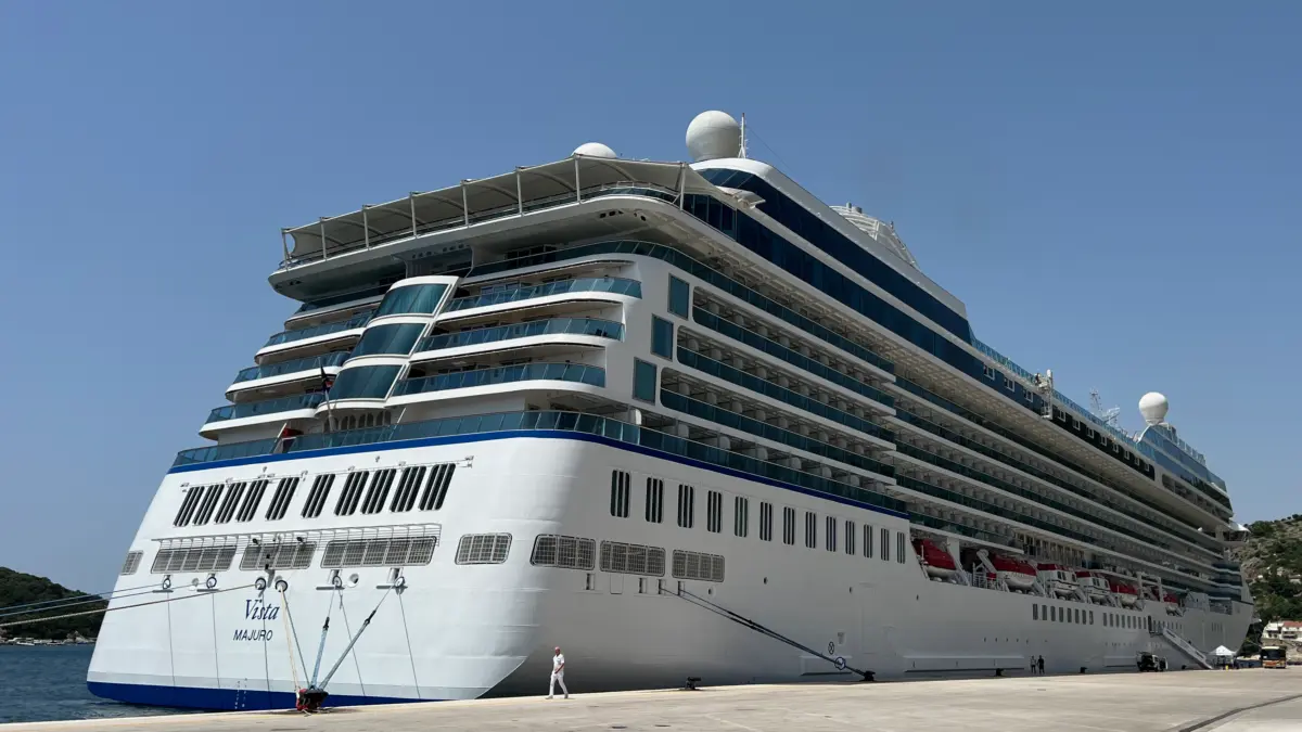 Oceania Vista in port at Dubrovnik
